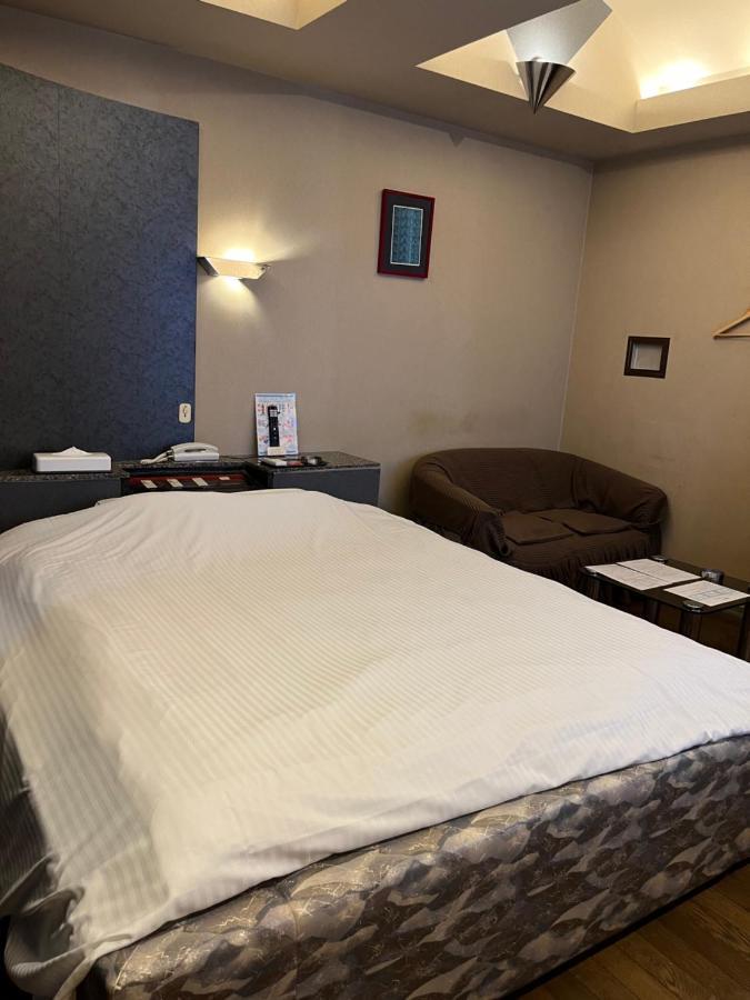 איטומן Hotel　Triton מראה חיצוני תמונה